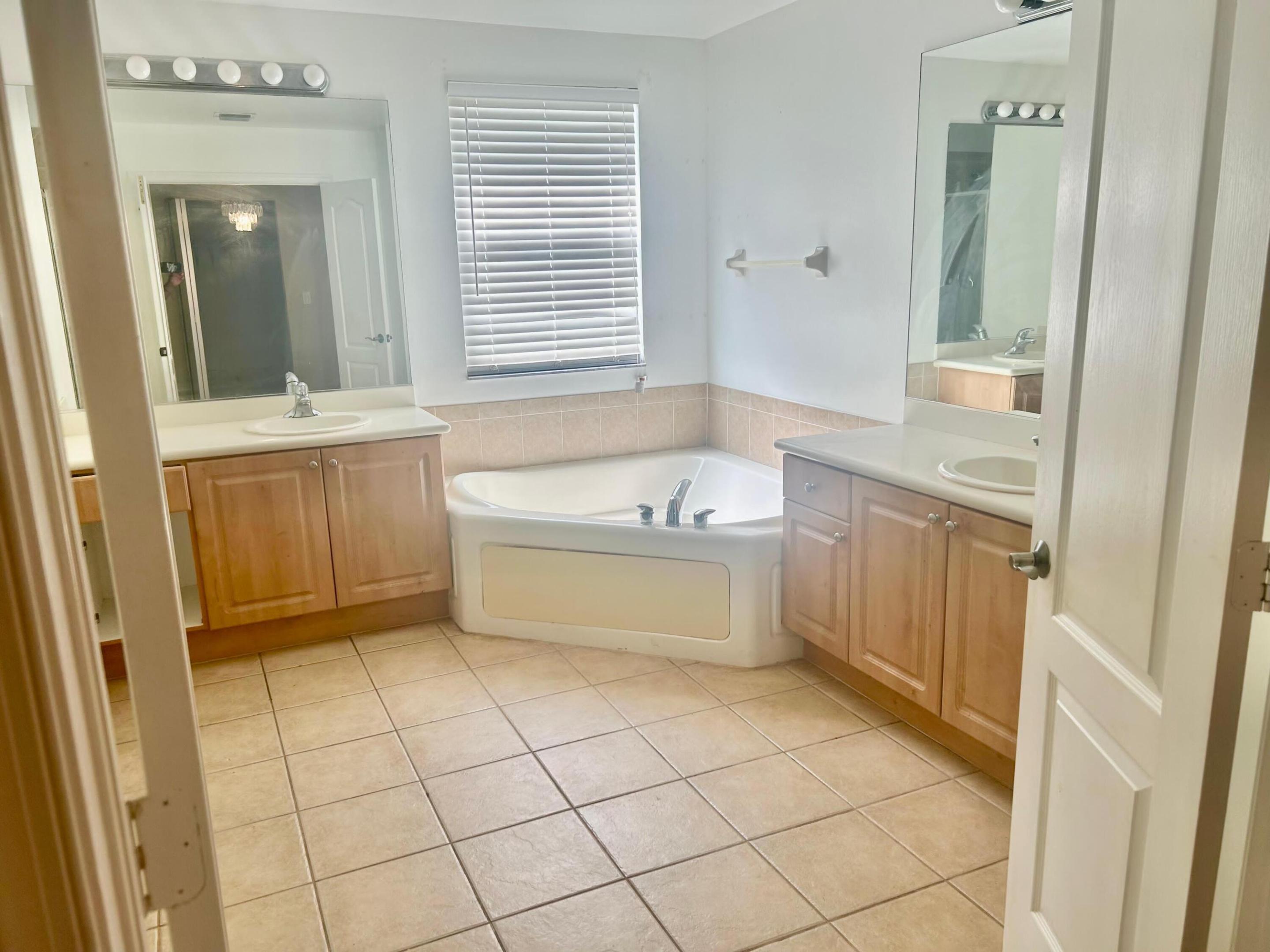 ANTHONY GROVES PH 2 - Residential