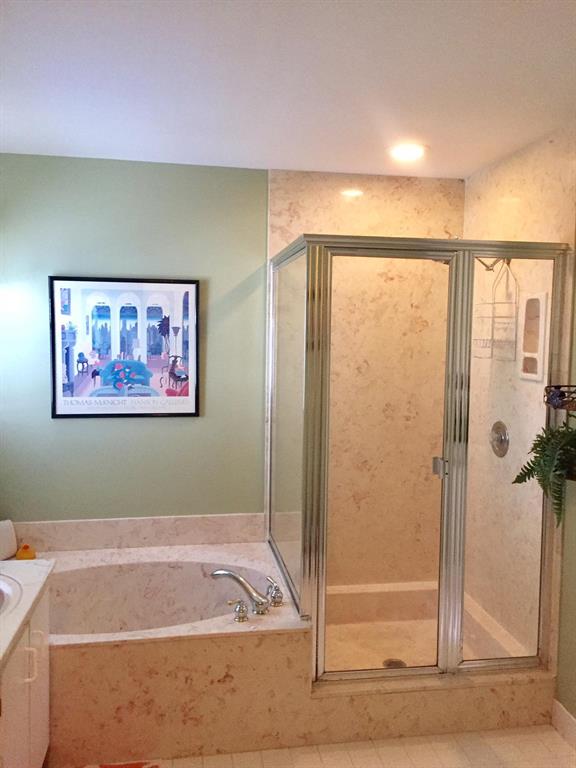 LAKEFIELD OF THE LANDINGS AT WELLINGTON 2B - Residential Lease