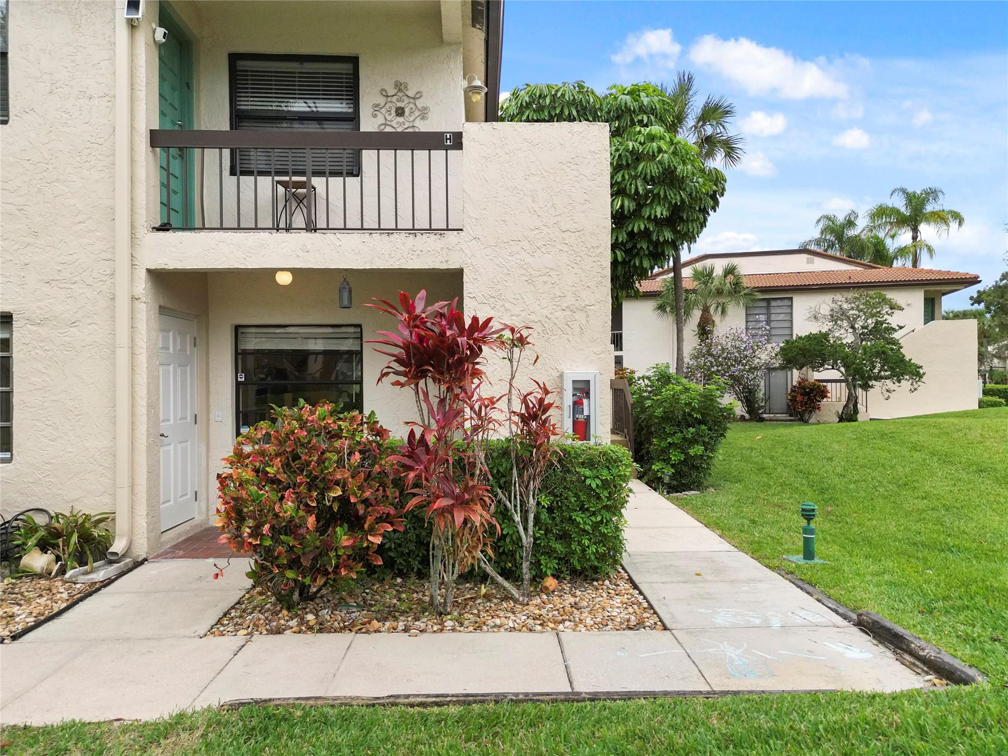 Horizons of Boca Lago - Residential