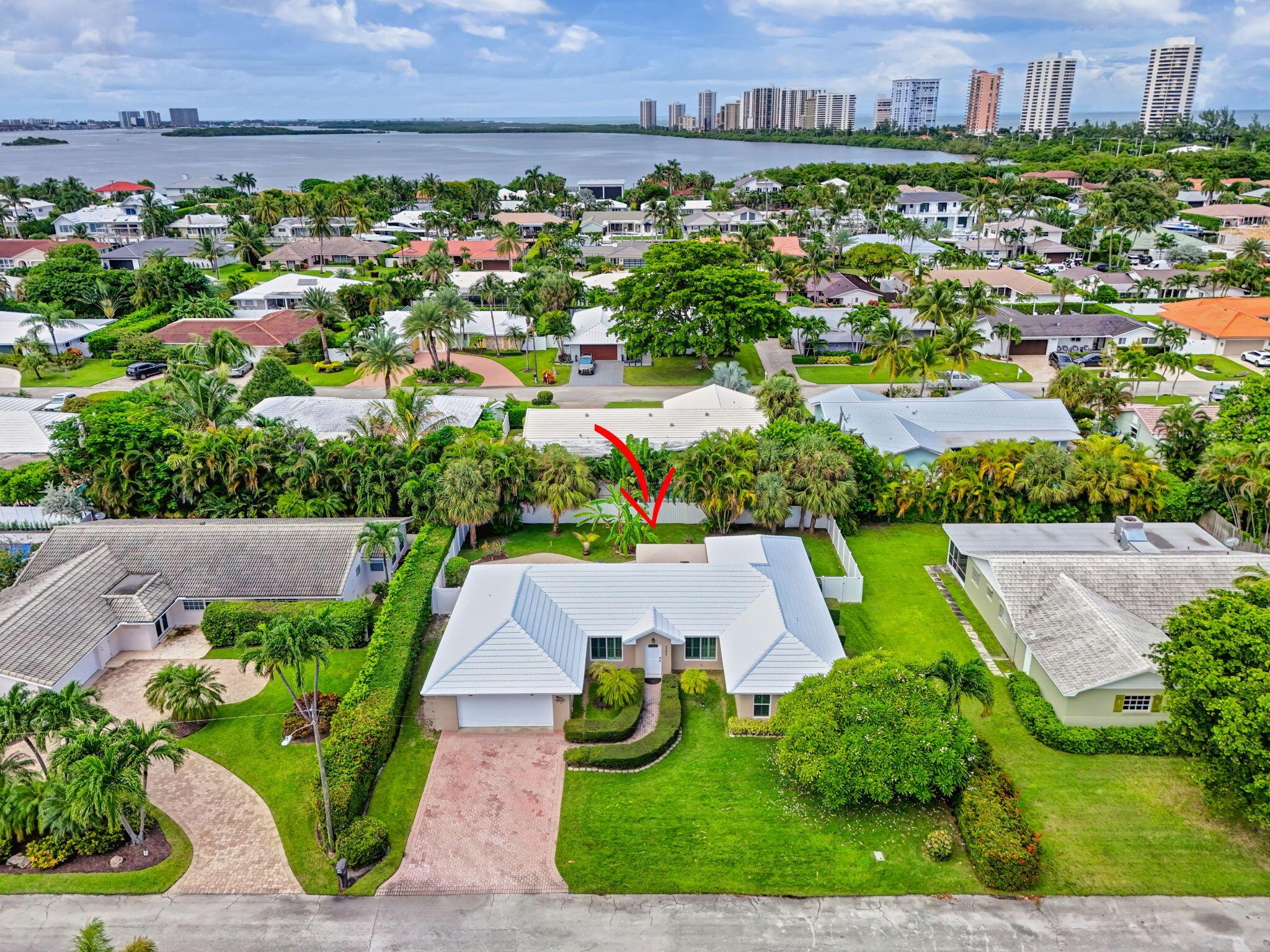 PALM BEACH ISLES 2 - Residential Lease