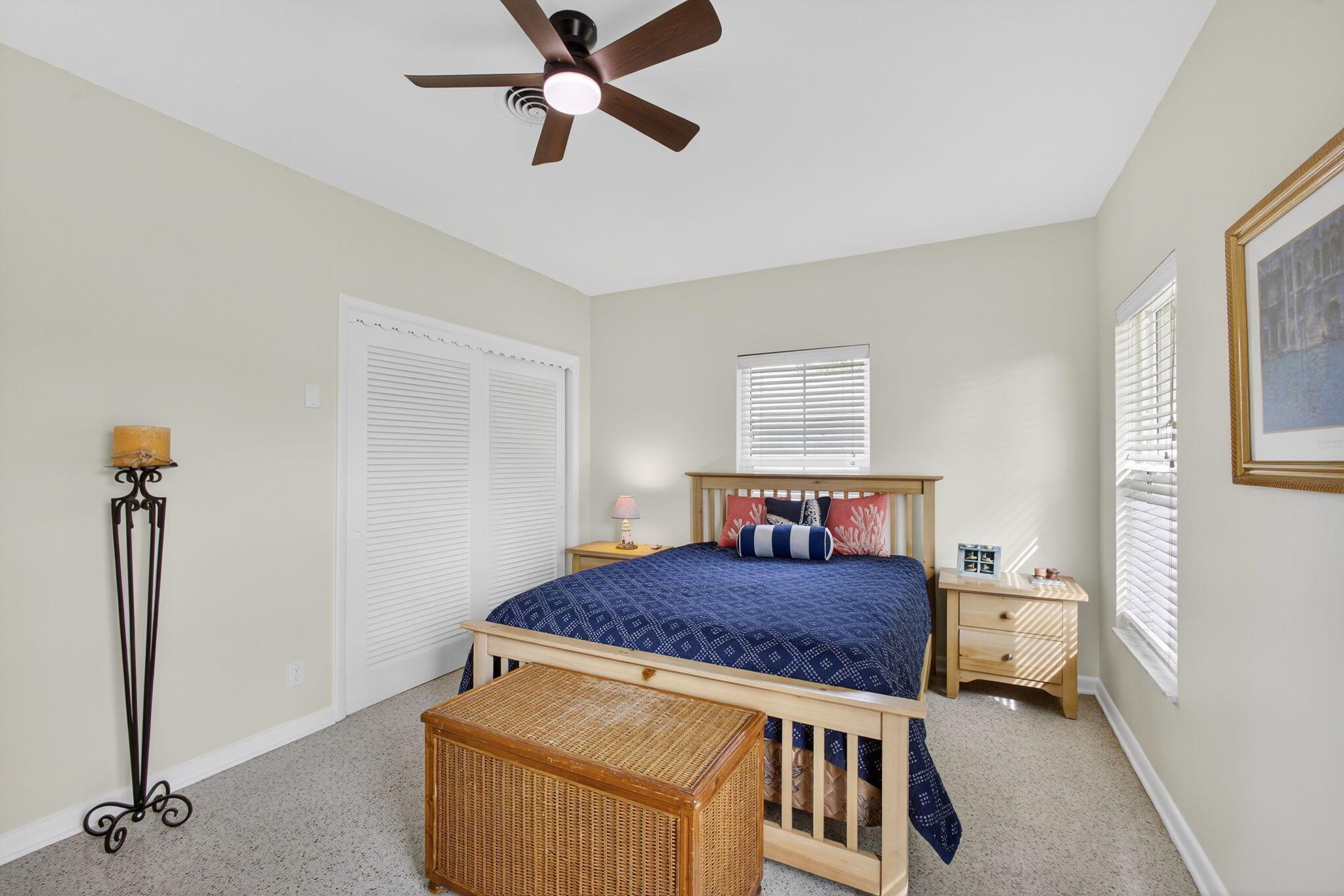 PALM BEACH ISLES 2 - Residential Lease