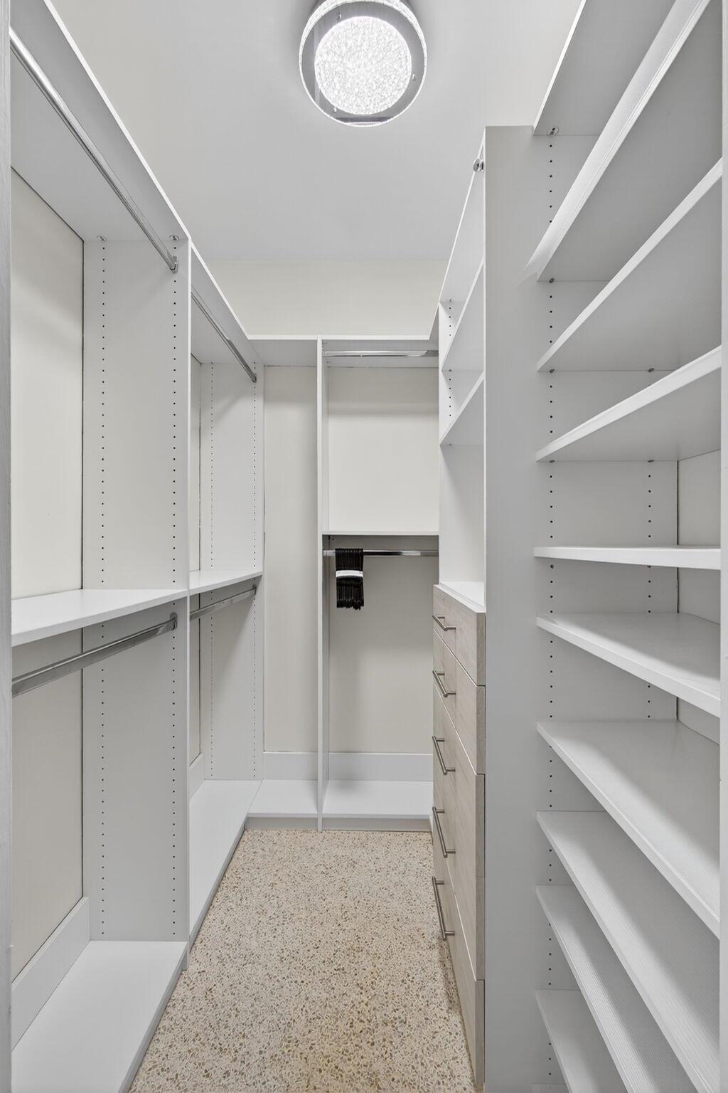PALM BEACH ISLES 2 - Residential Lease