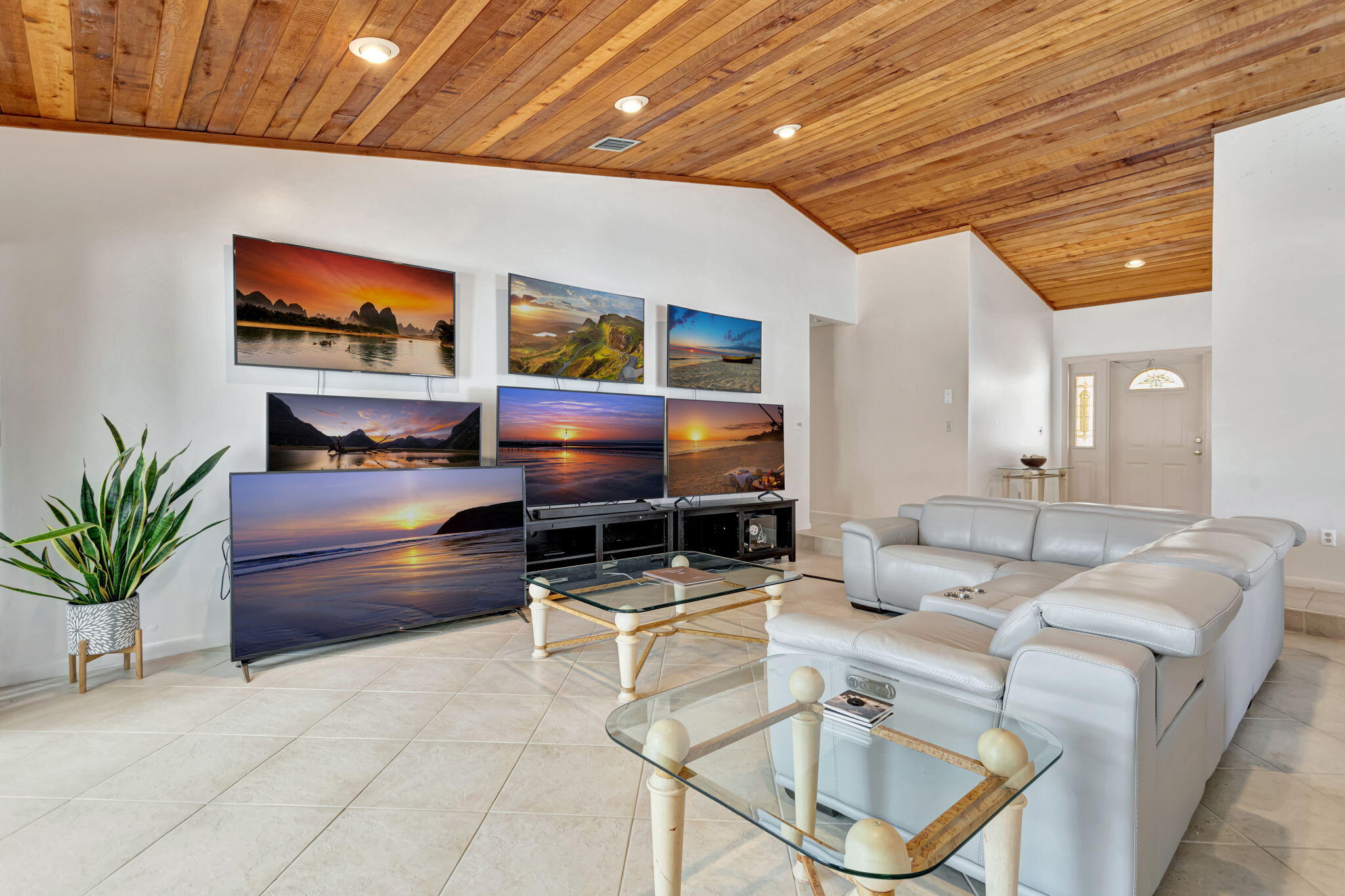 CYPRESS RUN - Residential