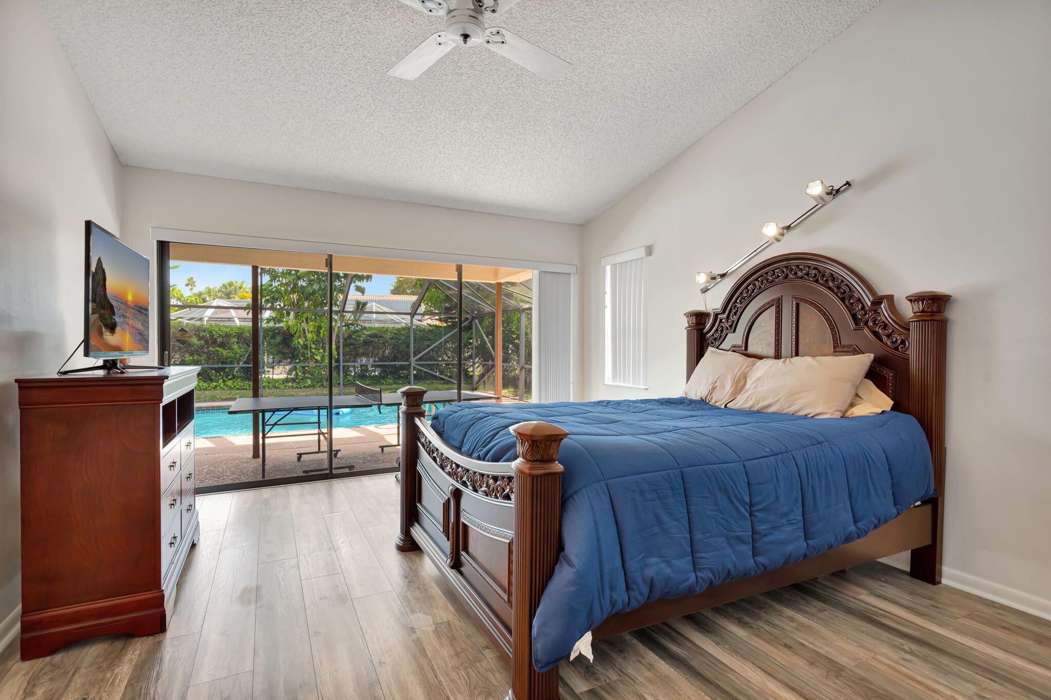 CYPRESS RUN - Residential