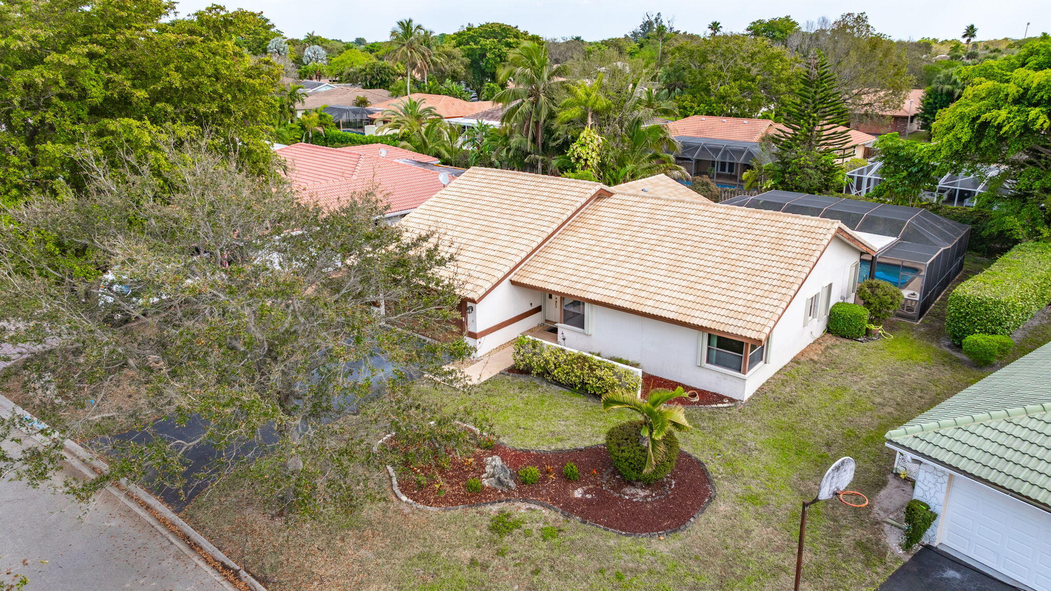 CYPRESS RUN - Residential