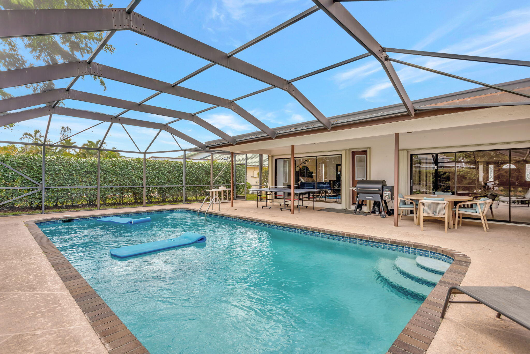 CYPRESS RUN - Residential