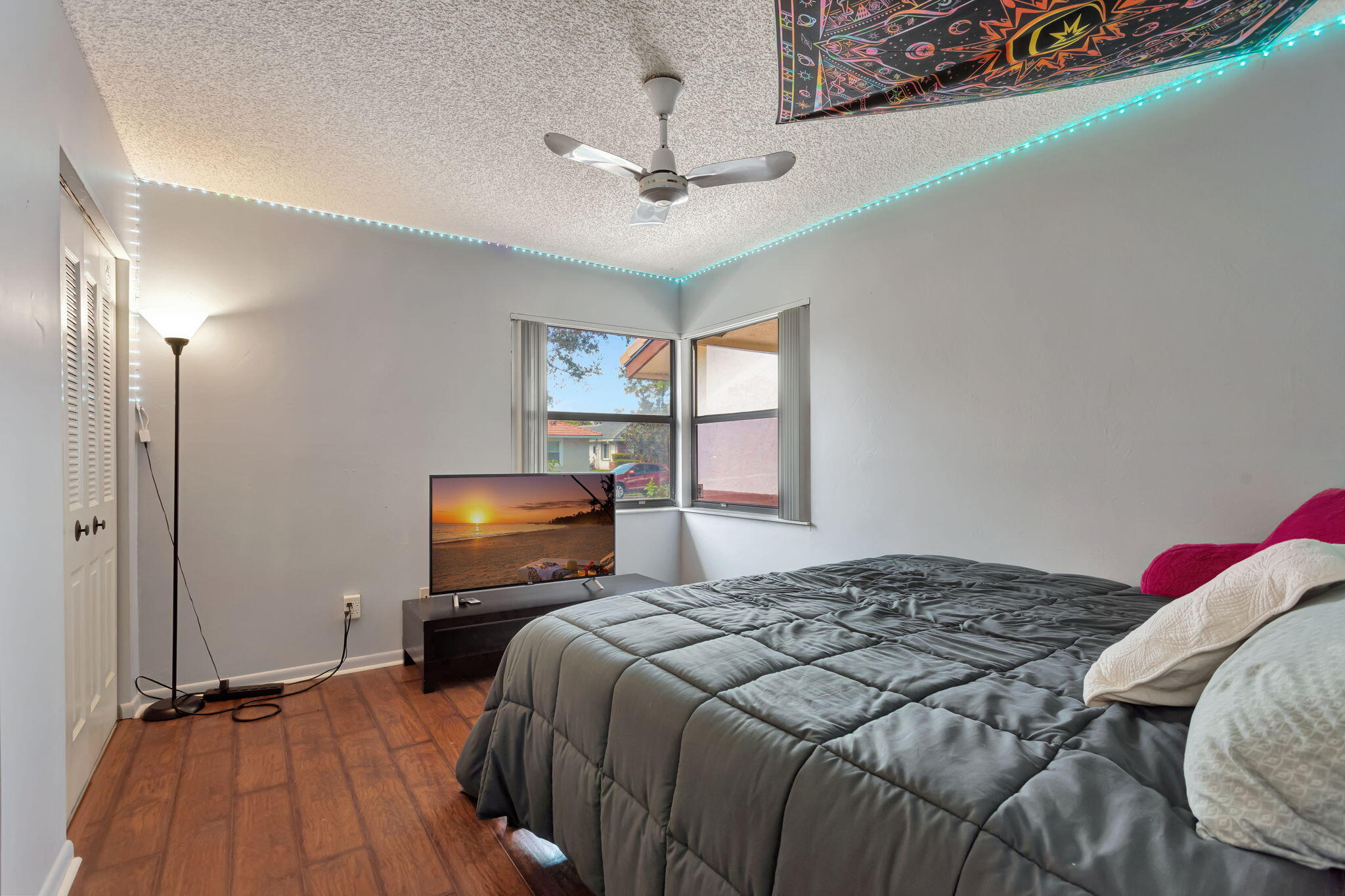 CYPRESS RUN - Residential