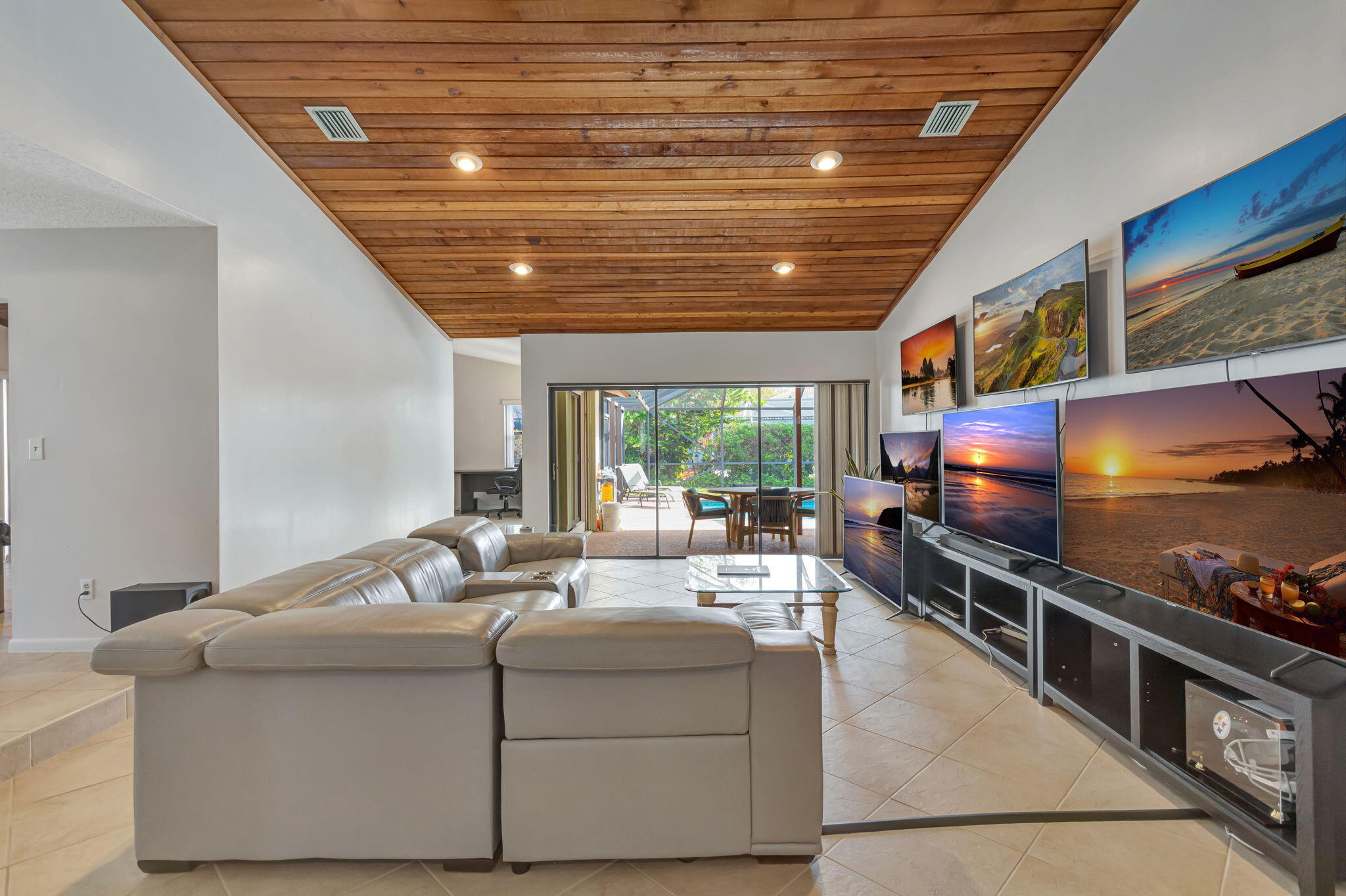 CYPRESS RUN - Residential