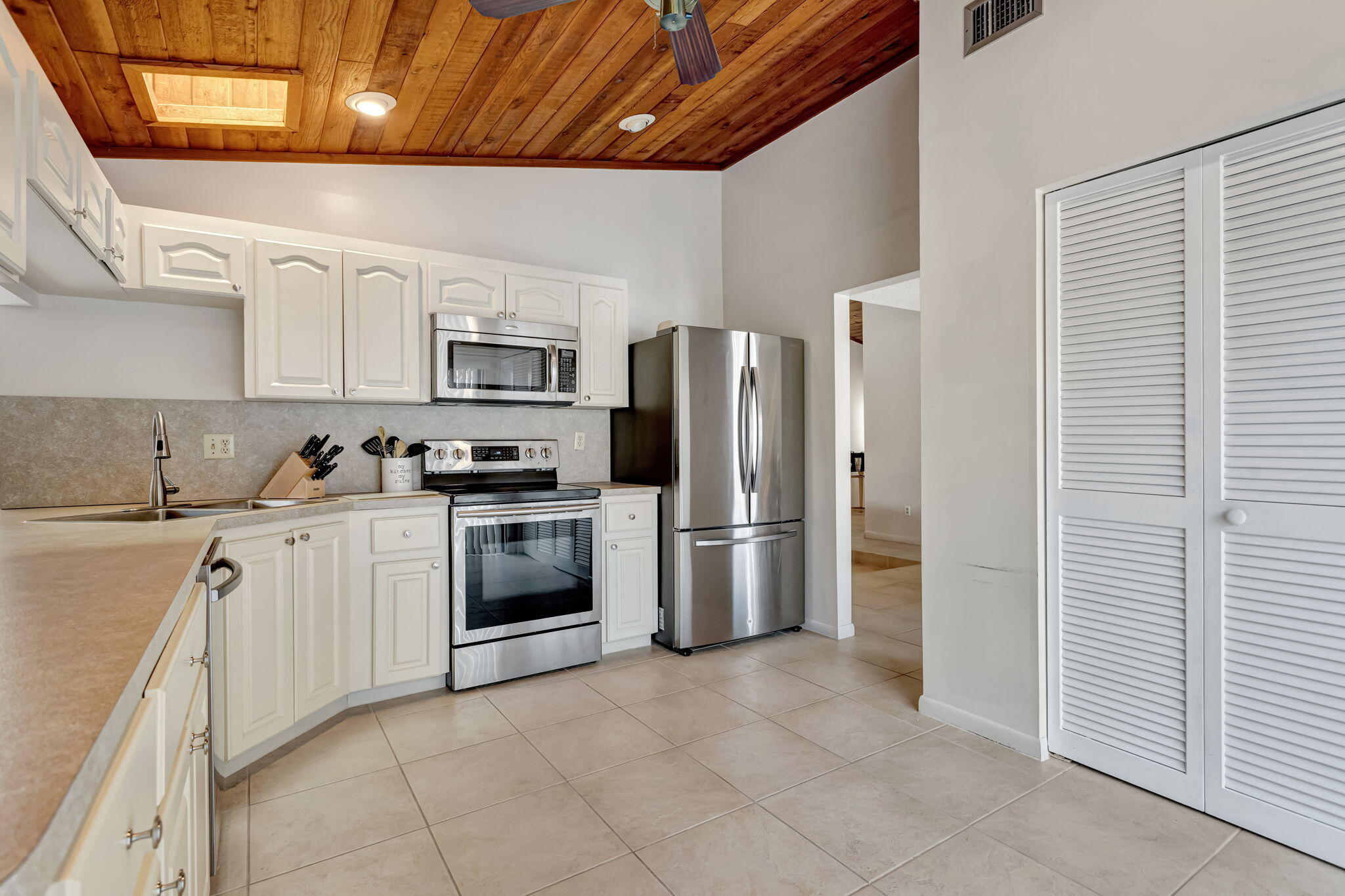 CYPRESS RUN - Residential