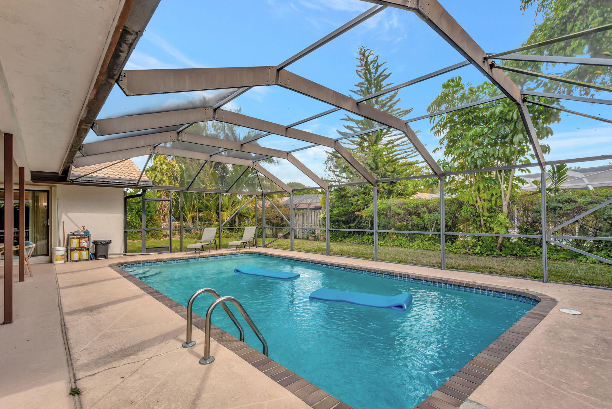 CYPRESS RUN - Residential