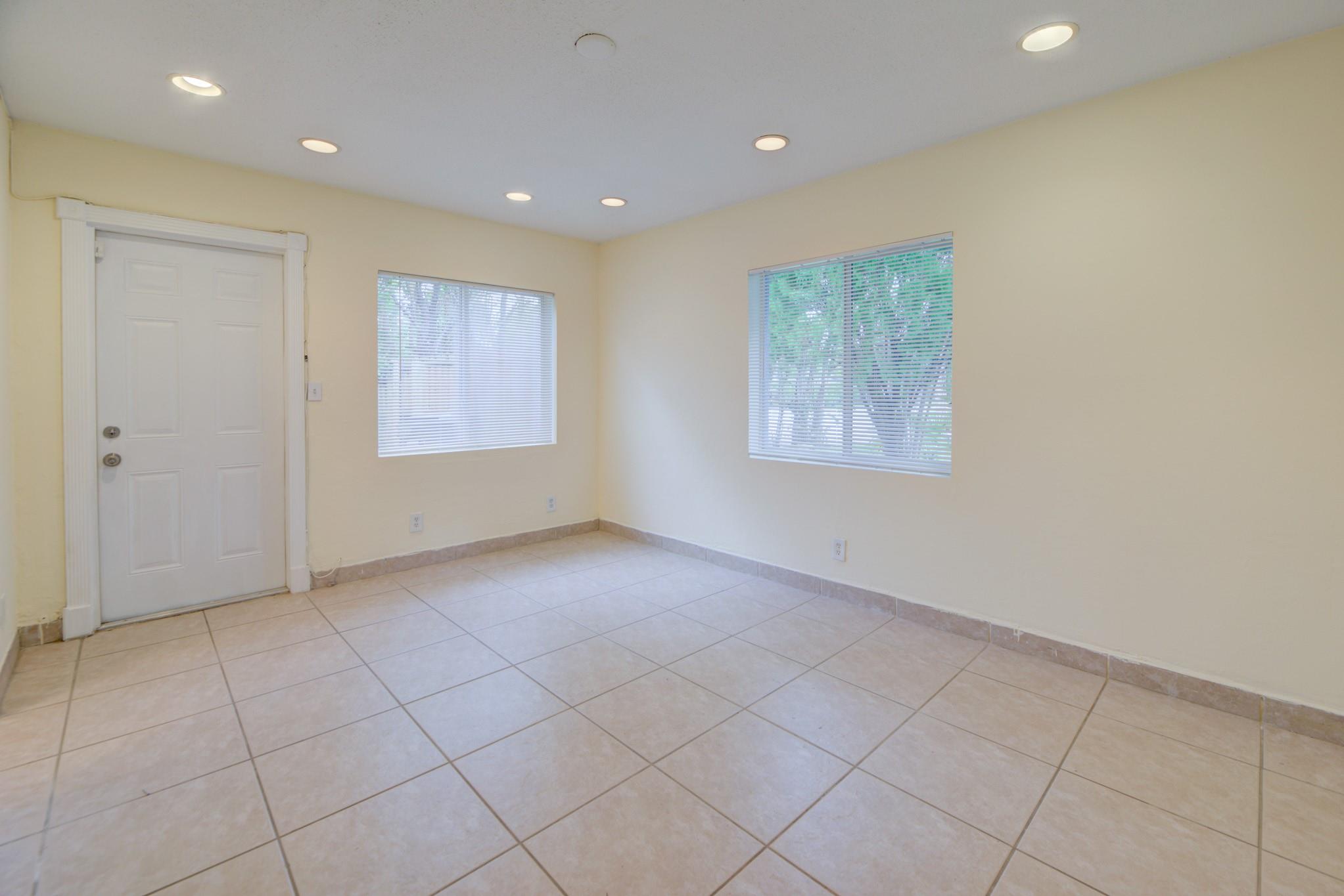 Coral Heights Sec 3 47-19 - Residential Income