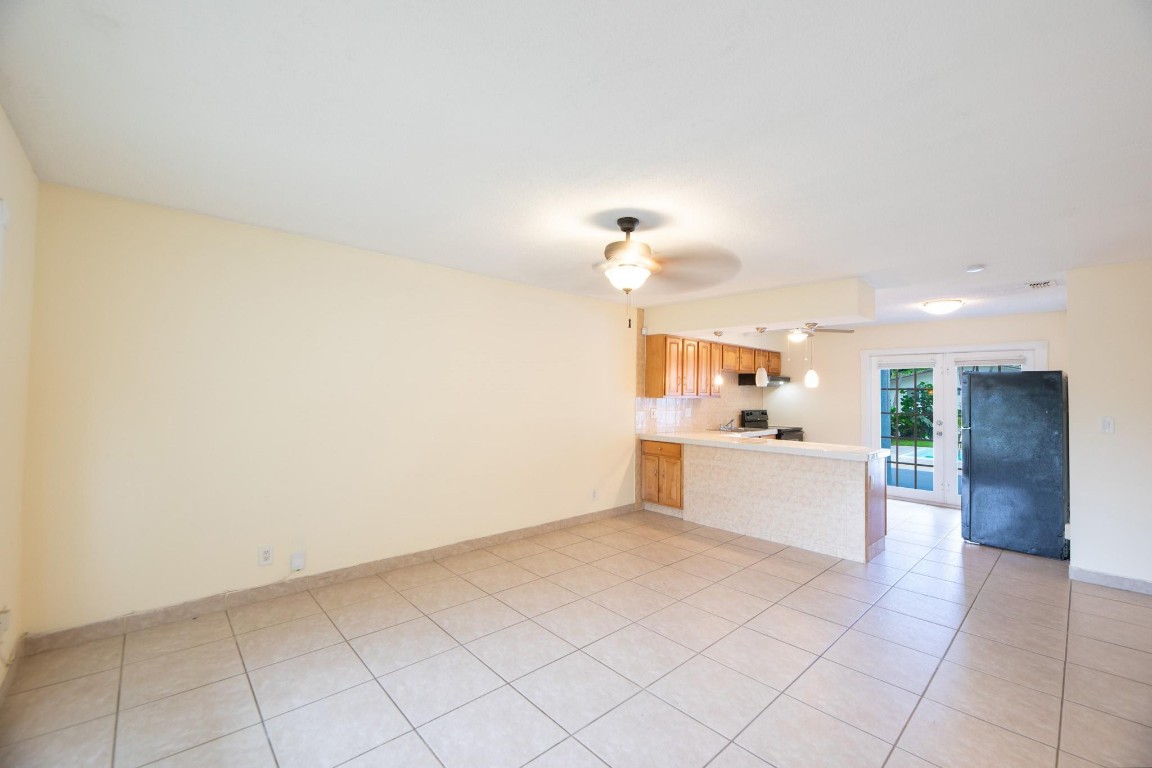 Coral Heights Sec 3 47-19 - Residential Income