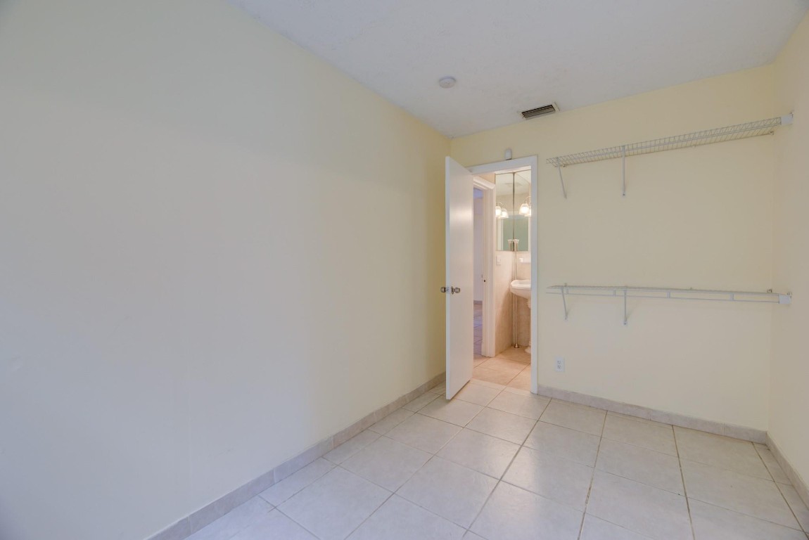 Coral Heights Sec 3 47-19 - Residential Income