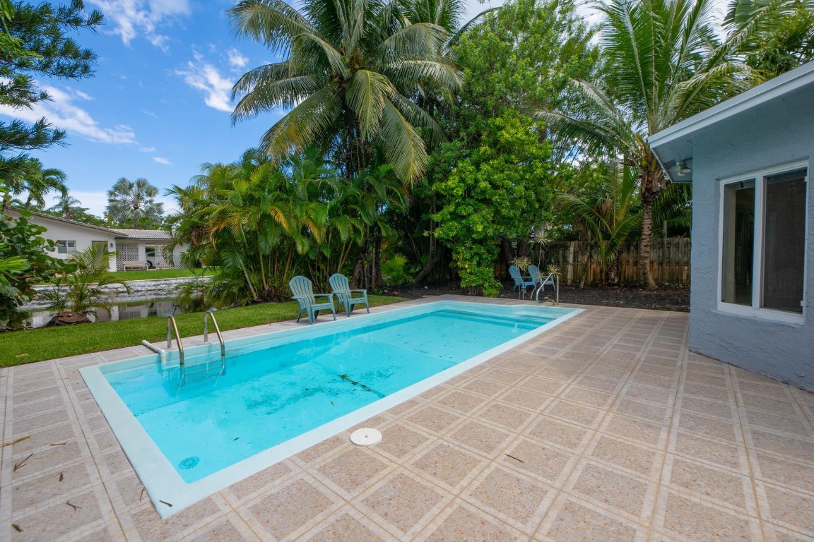 Coral Heights Sec 3 47-19 - Residential Income