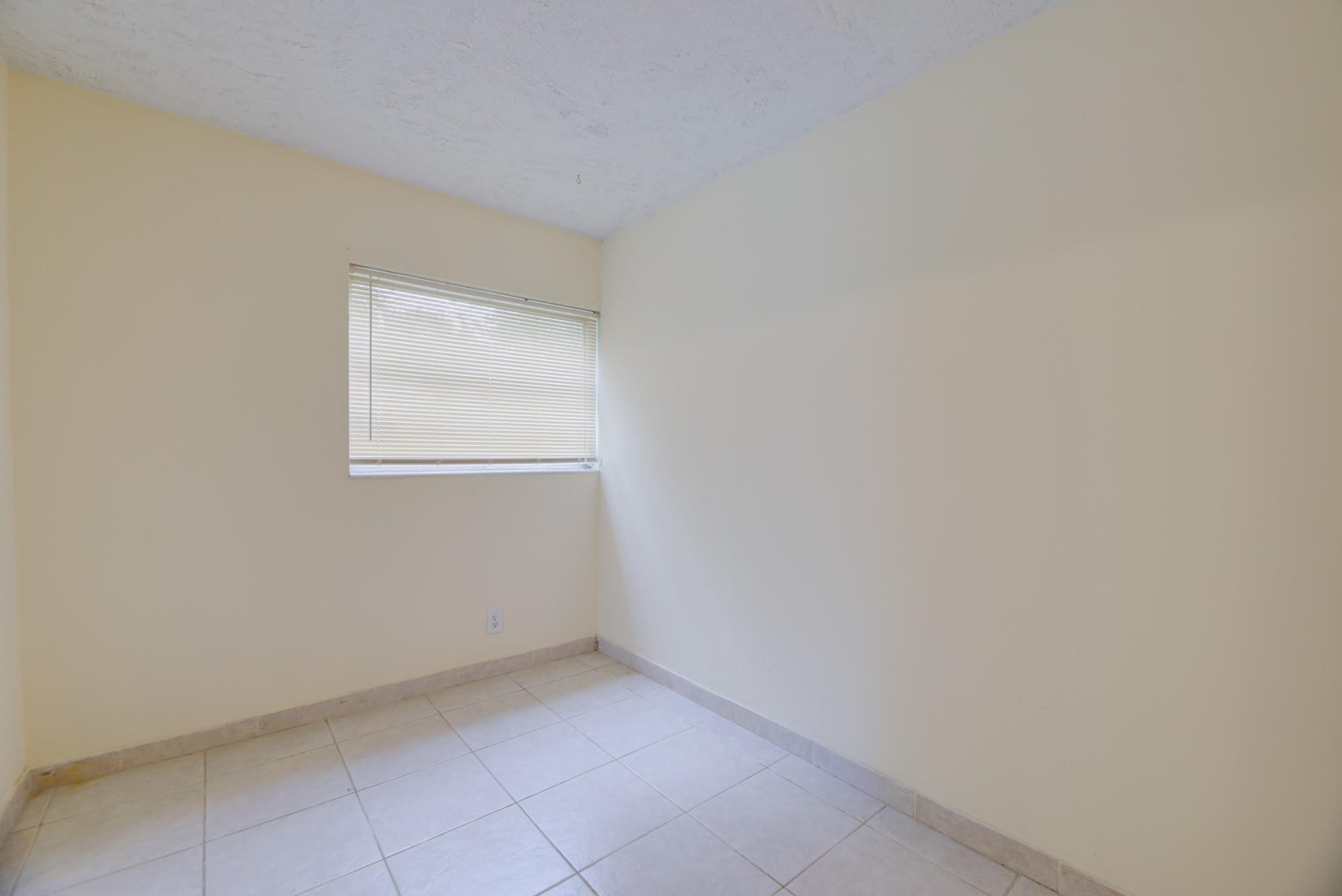 Coral Heights Sec 3 47-19 - Residential Income