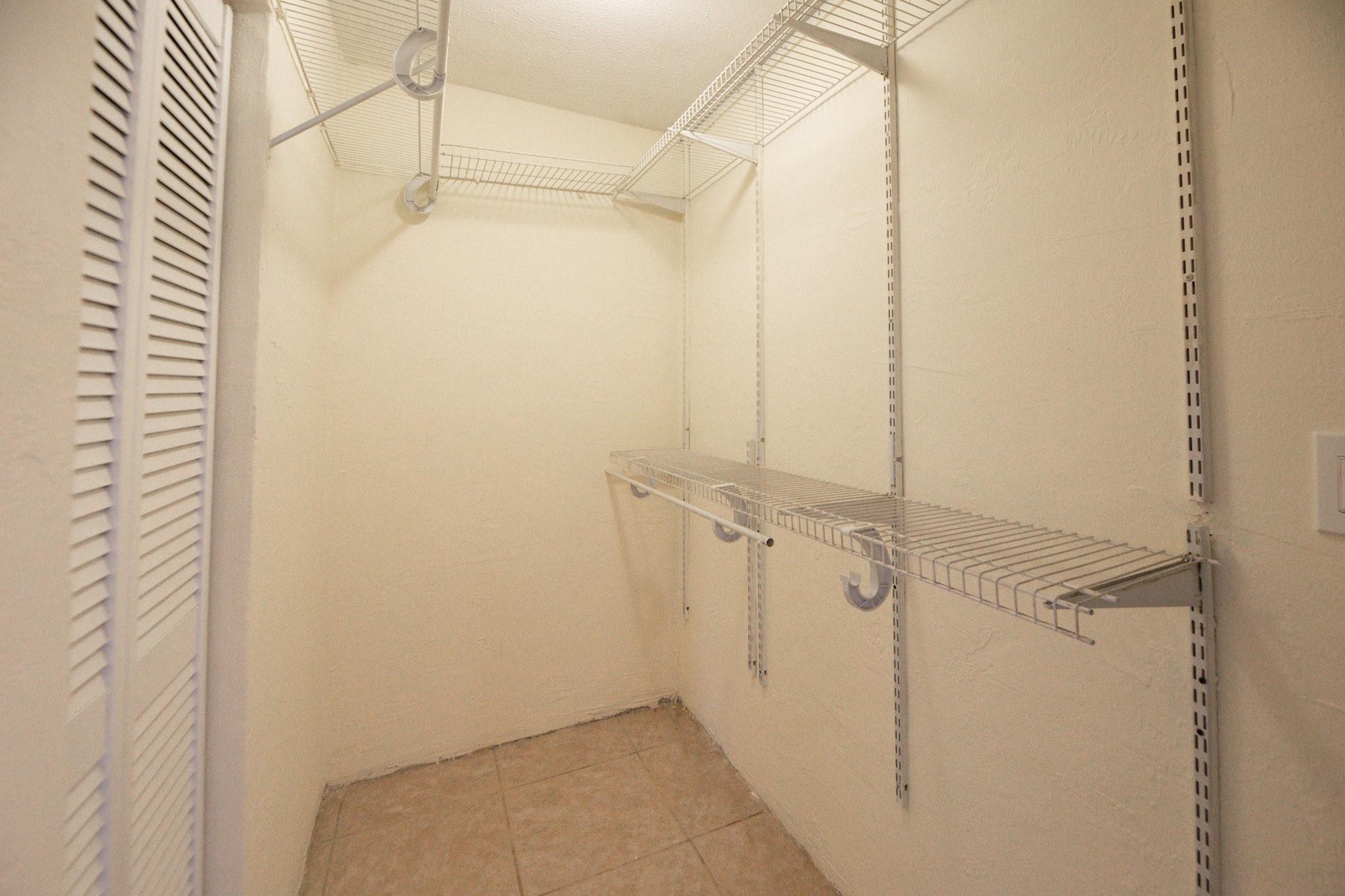 Coral Heights Sec 3 47-19 - Residential Income