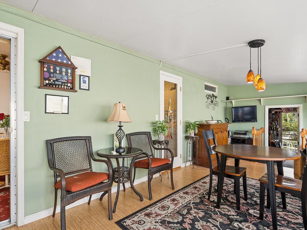 Spanish Lakes Riverfront - Residential