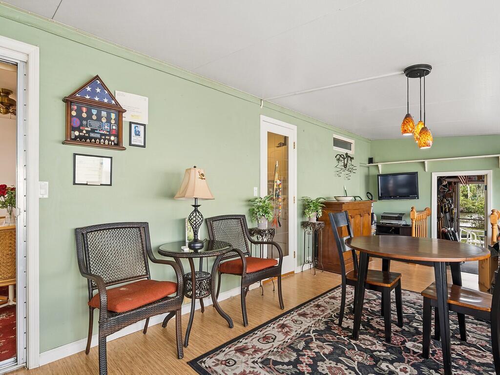 Spanish Lakes Riverfront - Residential