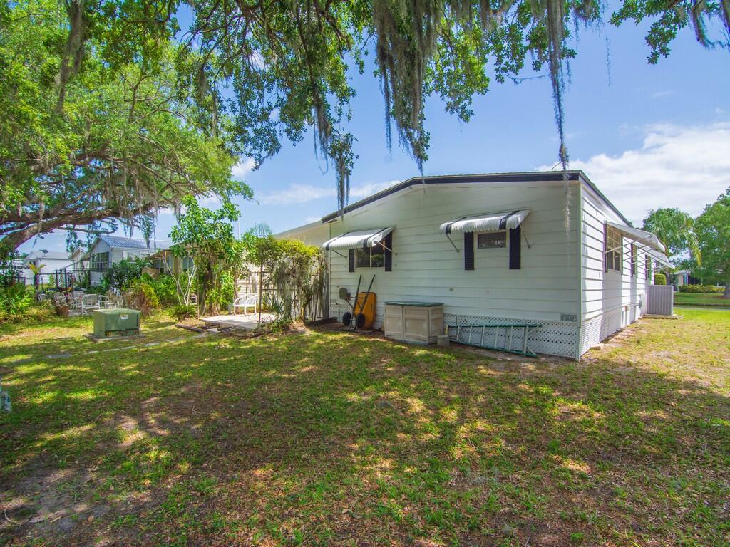 Spanish Lakes Riverfront - Residential