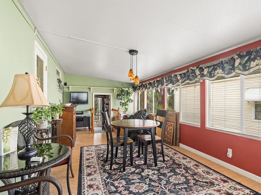 Spanish Lakes Riverfront - Residential