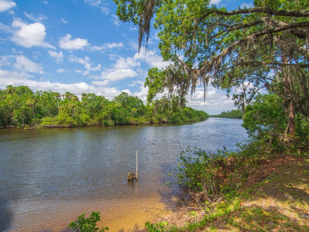 Spanish Lakes Riverfront - Residential