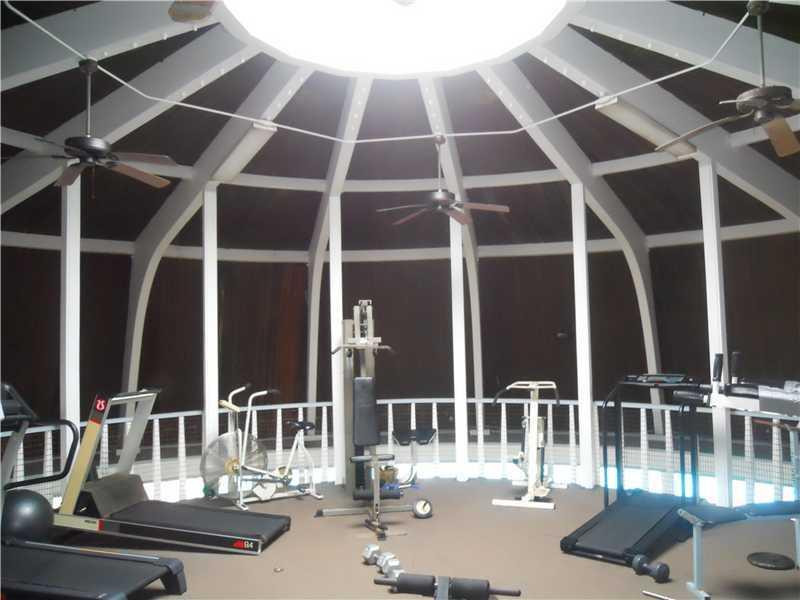 Cross Fox Condo - Residential Lease