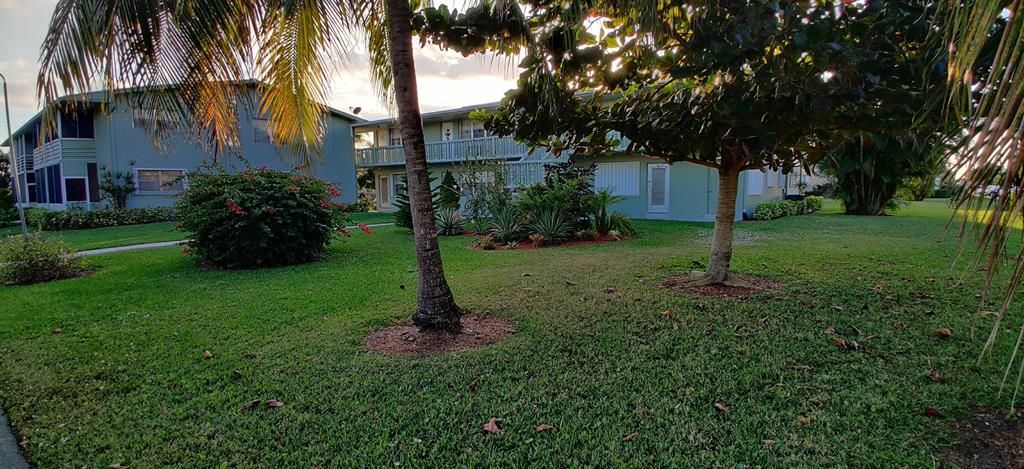 Photo of 59 Easthampton C #59, West Palm Beach, FL 33417 (MLS # R10687873)