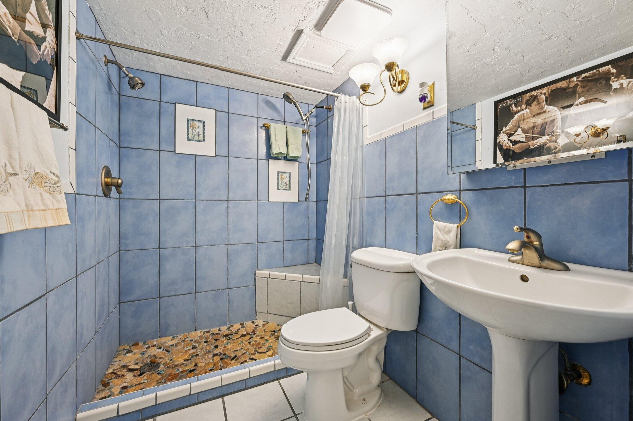 VILLA DEL SOL CONDOMINIUM - Residential Lease