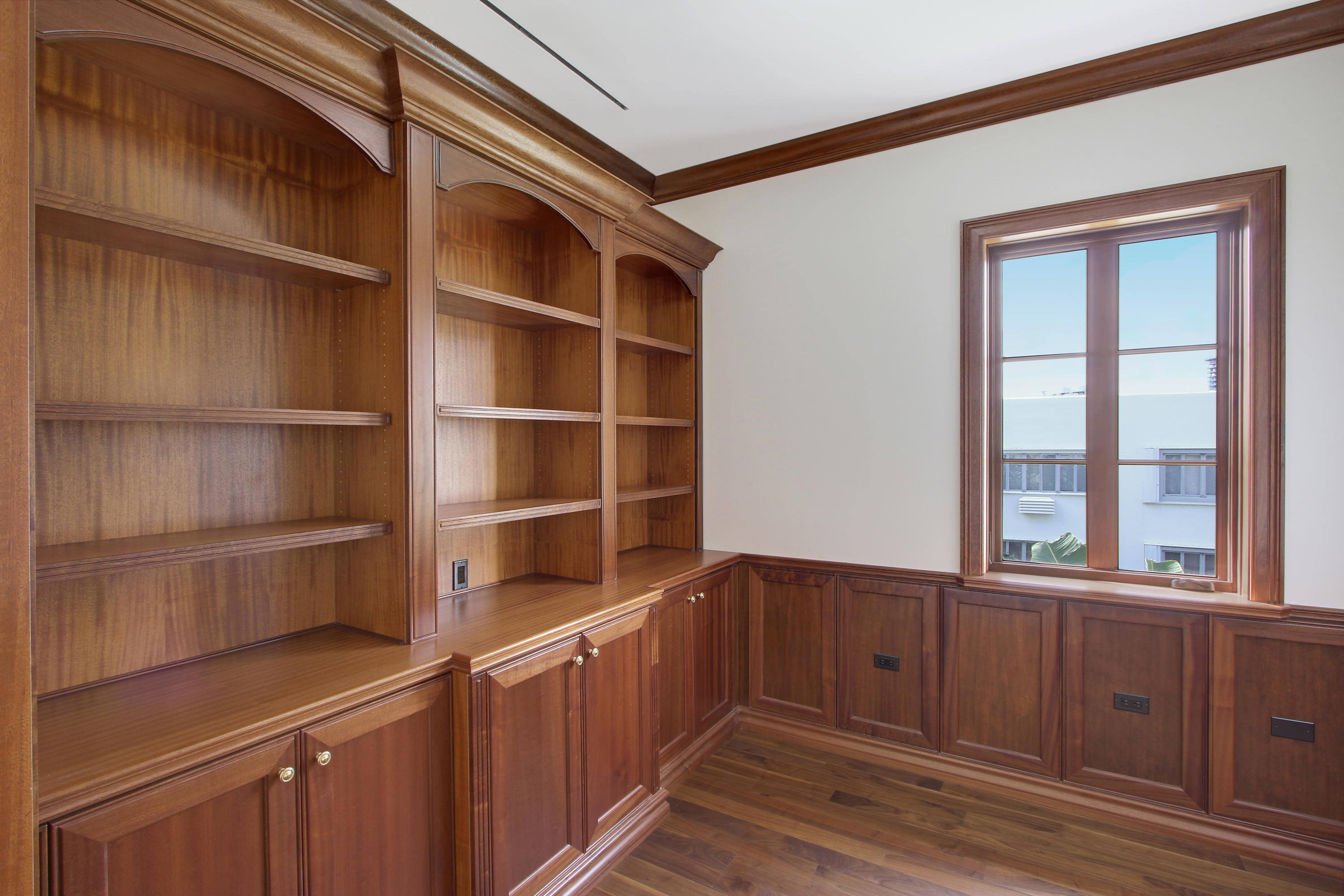 ROYAL PARK - Residential