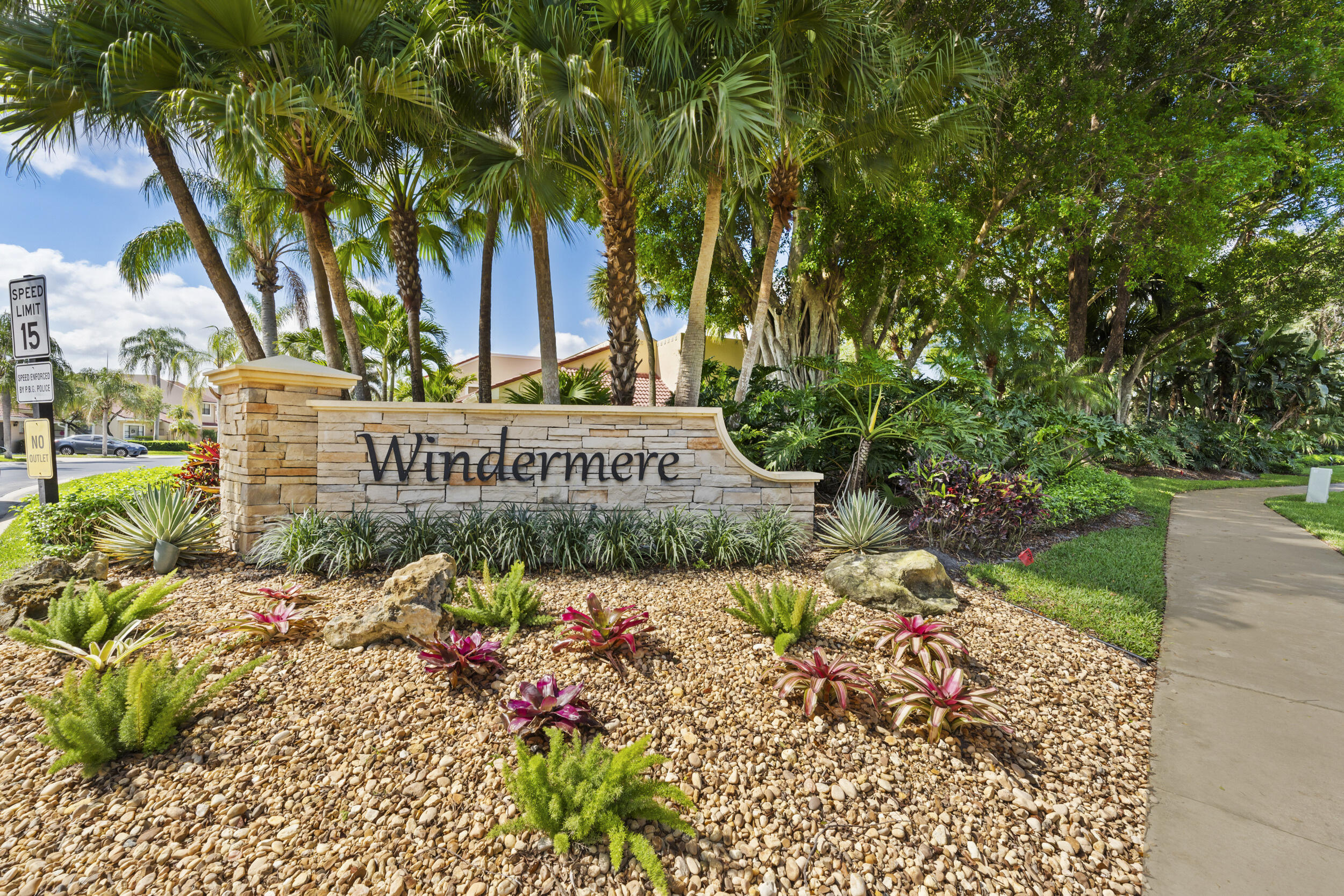 PGA RESORT COMMUNITY PL OF WINDERMERE UNIT 1 - Residential