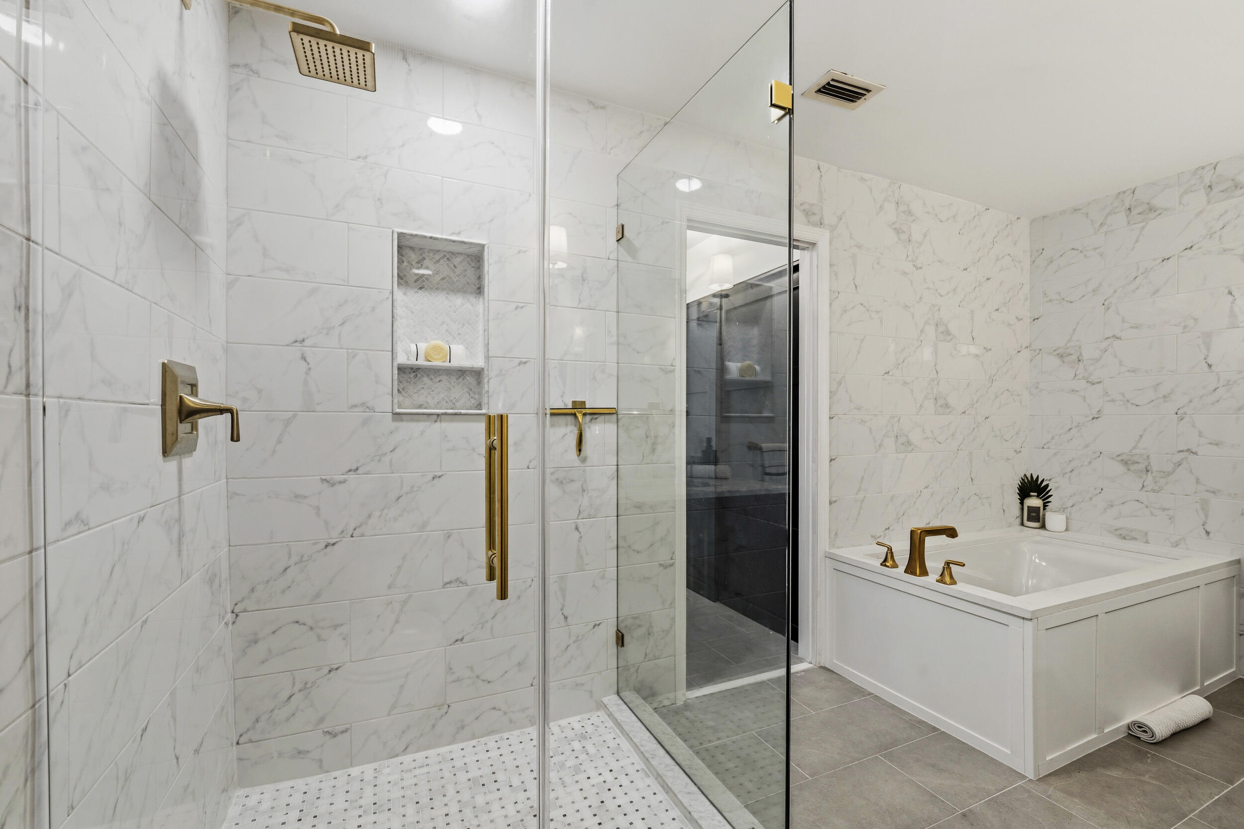 PGA RESORT COMMUNITY PL OF WINDERMERE UNIT 1 - Residential