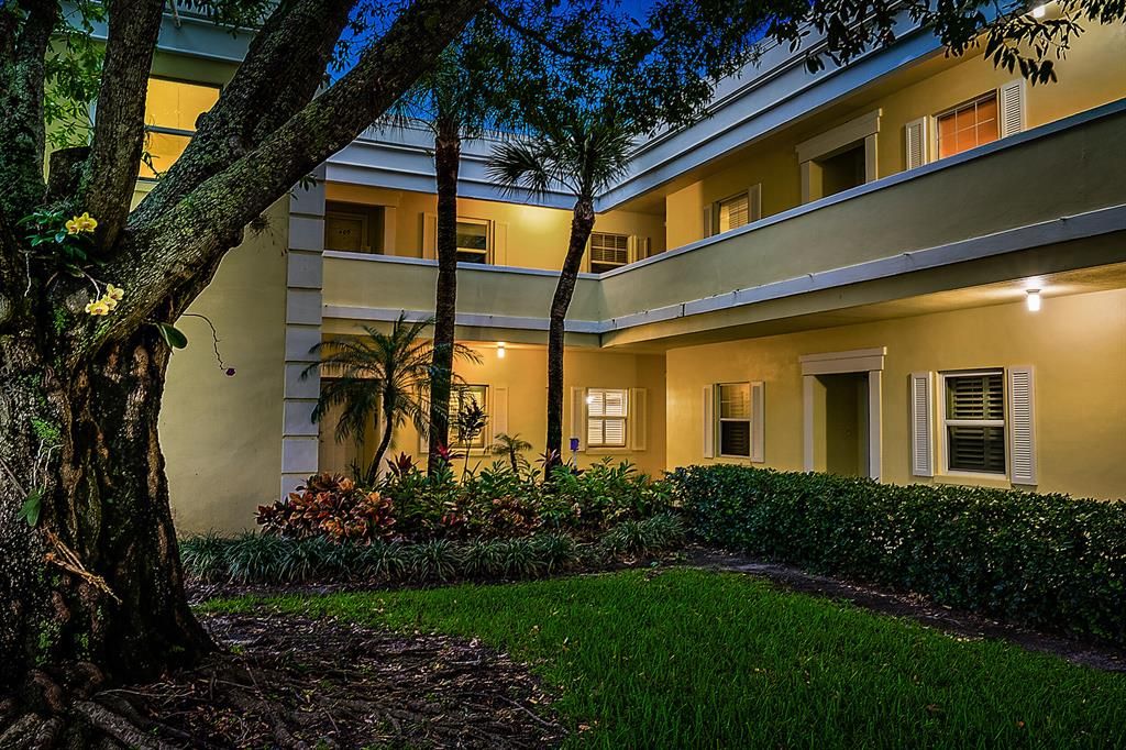 Photo of 1600 SE St Lucie Boulevard #402, Stuart, FL 34996 (MLS # R10884329)