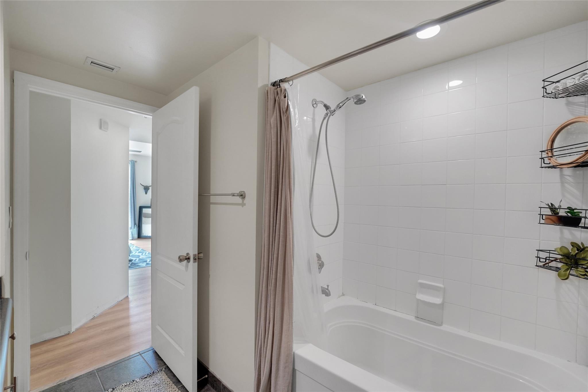 The Waverly at Las Olas - Residential