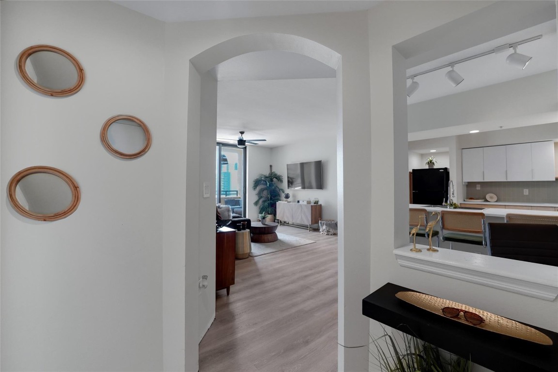 100 N Federal Highway 819