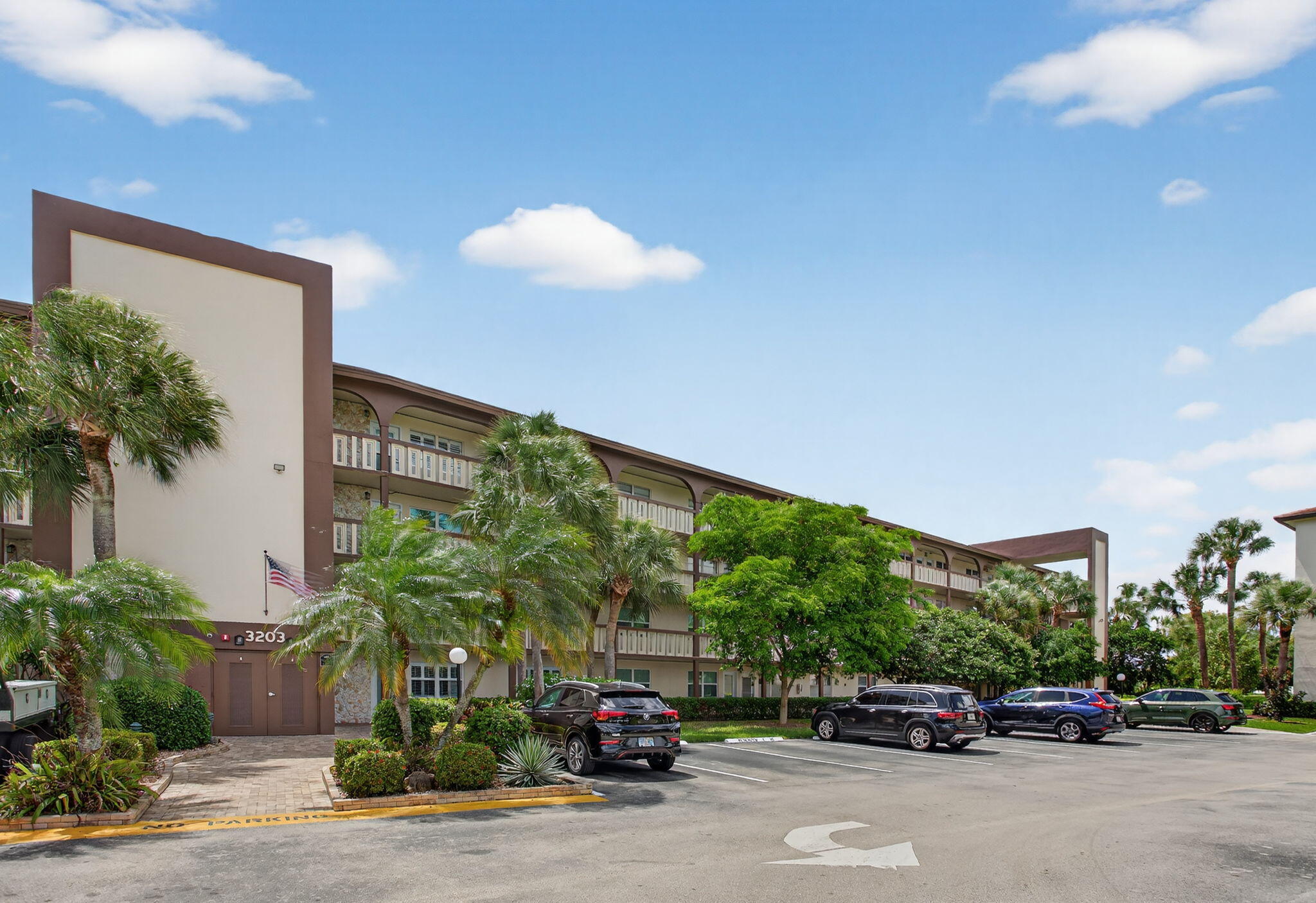 PORTOFINO VILLAGE 2-E CONDO - Residential