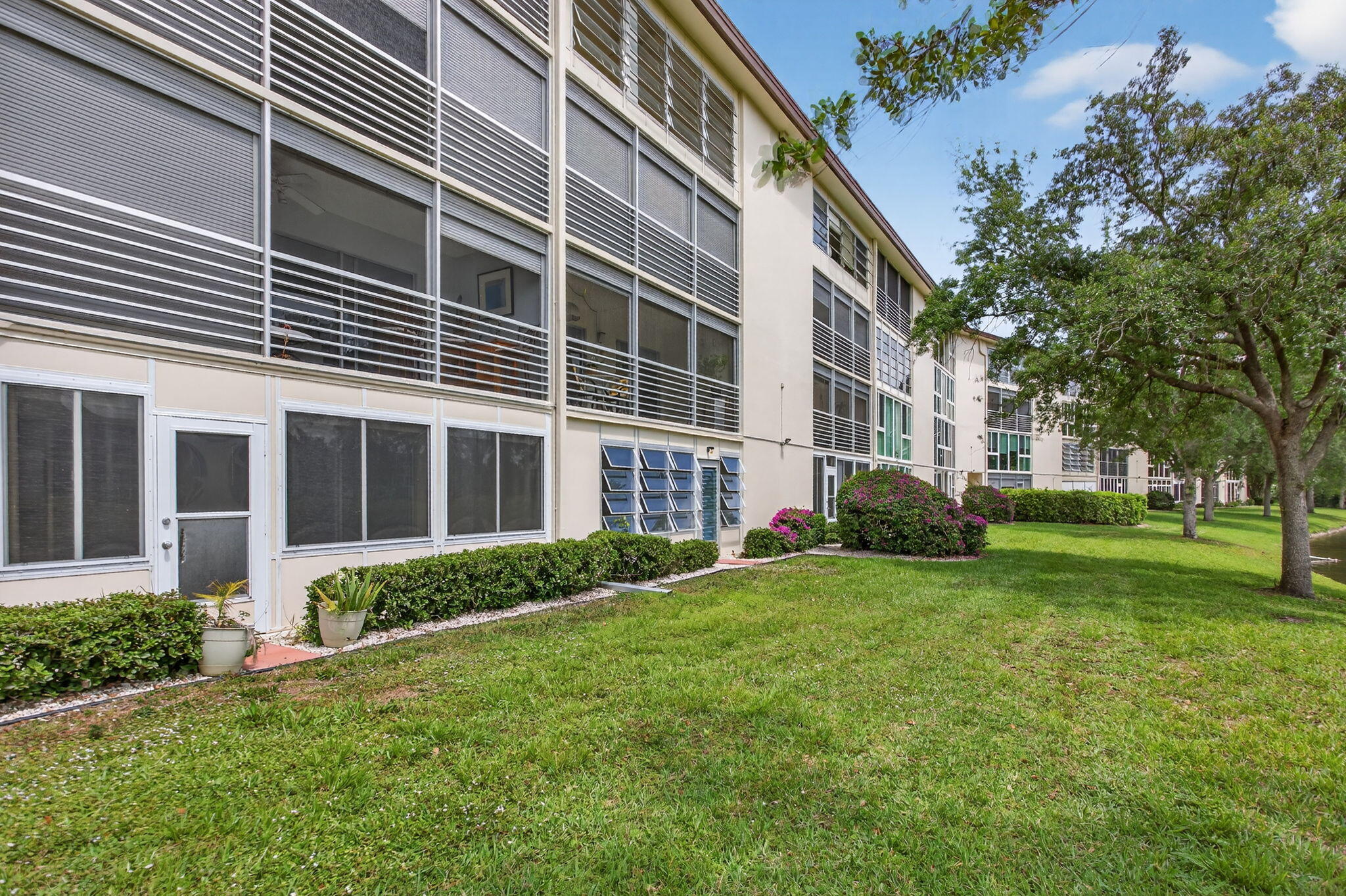 PORTOFINO VILLAGE 2-E CONDO - Residential