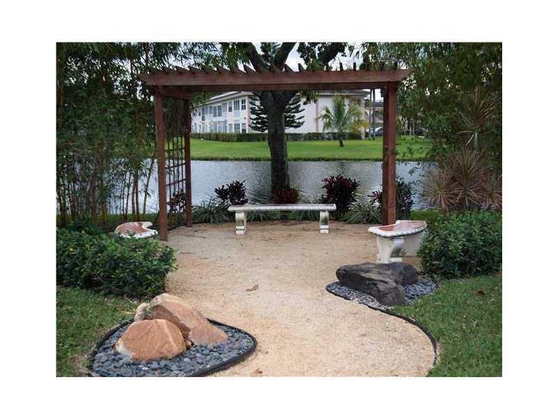 PORTOFINO VILLAGE 2-E CONDO - Residential