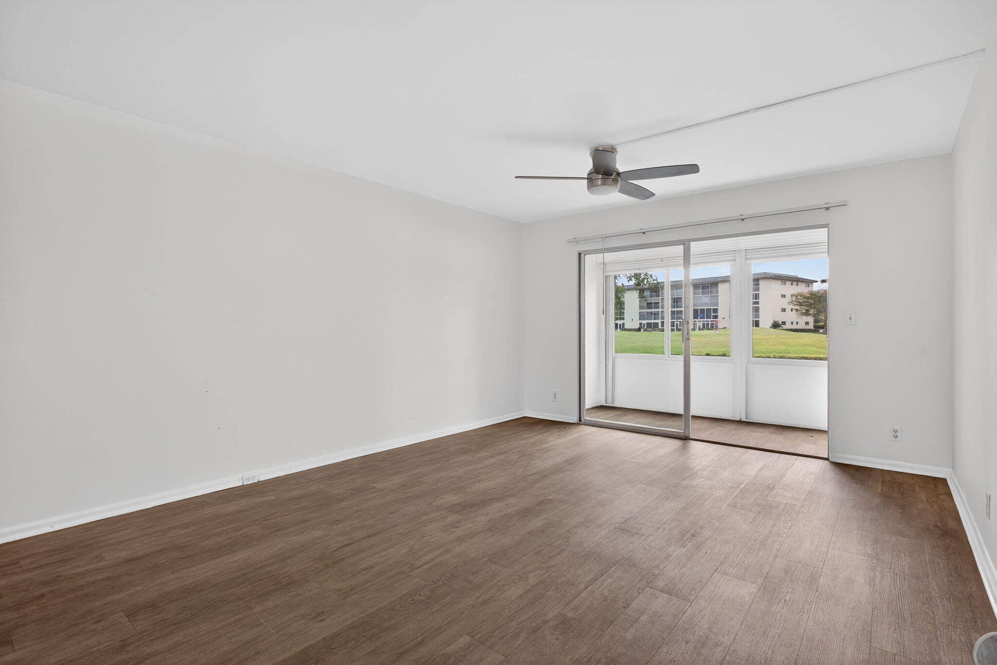 PORTOFINO VILLAGE 2-E CONDO - Residential