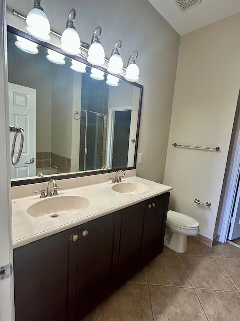 HAMPTON HILLS - Residential