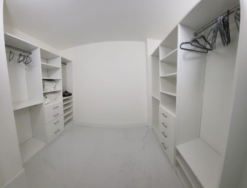 OCEANIA I CONDO - Residential