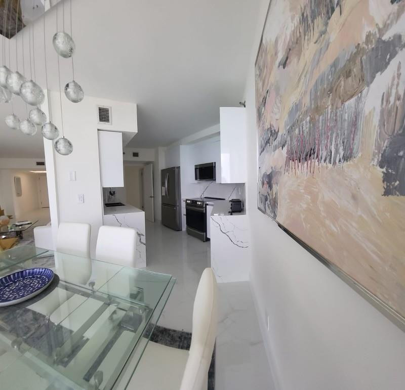 OCEANIA I CONDO - Residential