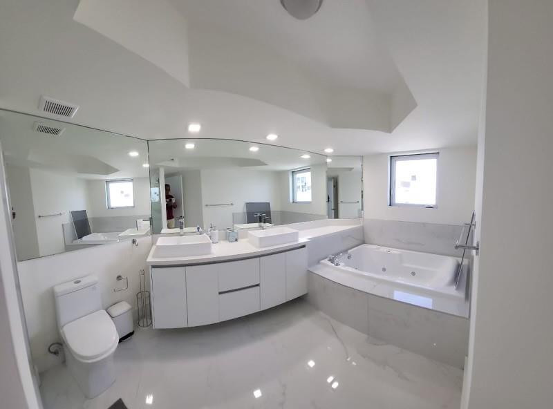 OCEANIA I CONDO - Residential