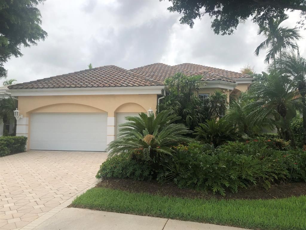 Photo of 149 Windward Drive, Palm Beach Gardens, FL 33418 (MLS # R10731106)