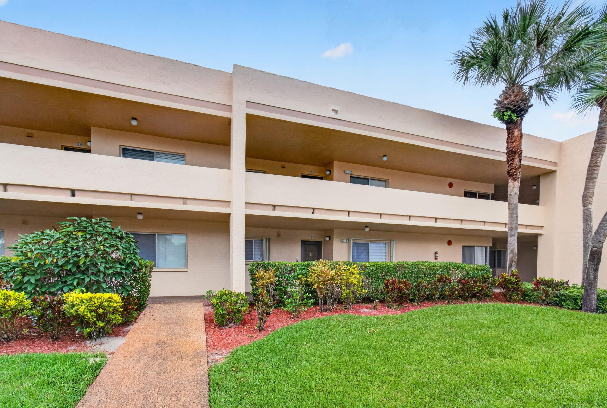 3212 Strawflower Way 218