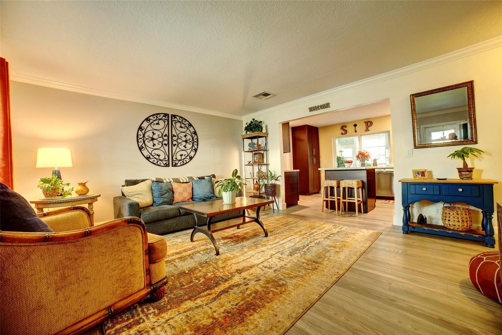 Photo of 2117 SW Park Drive, Boynton Beach, FL 33426 (MLS # F10468650)