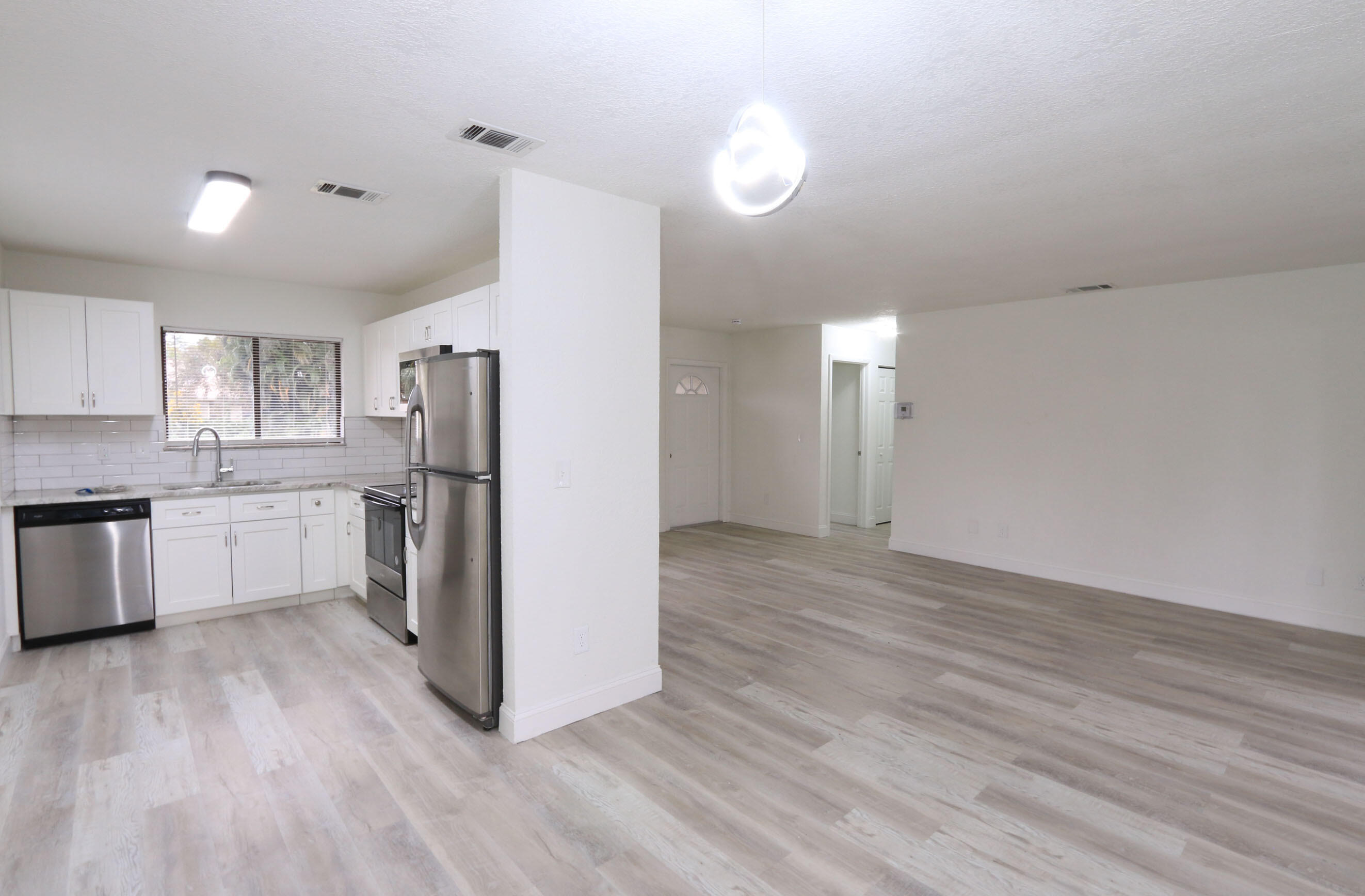 PORT ST LUCIE SECTION 30 - Residential Lease