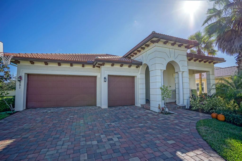Photo of 251 Rudder Cay Way Way, Jupiter, FL 33458 (MLS # R10803689)