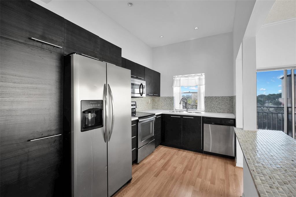 EMERALD ISLES WEST PHASE 1 CONDO - Residential Lease