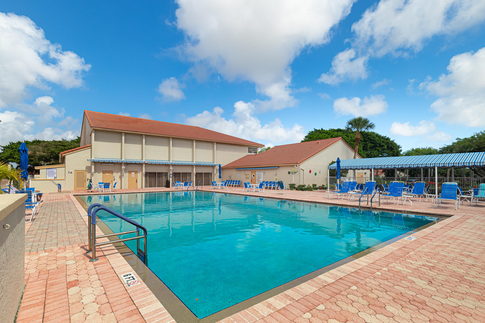 EMERALD POINTE 1 - Residential Lease