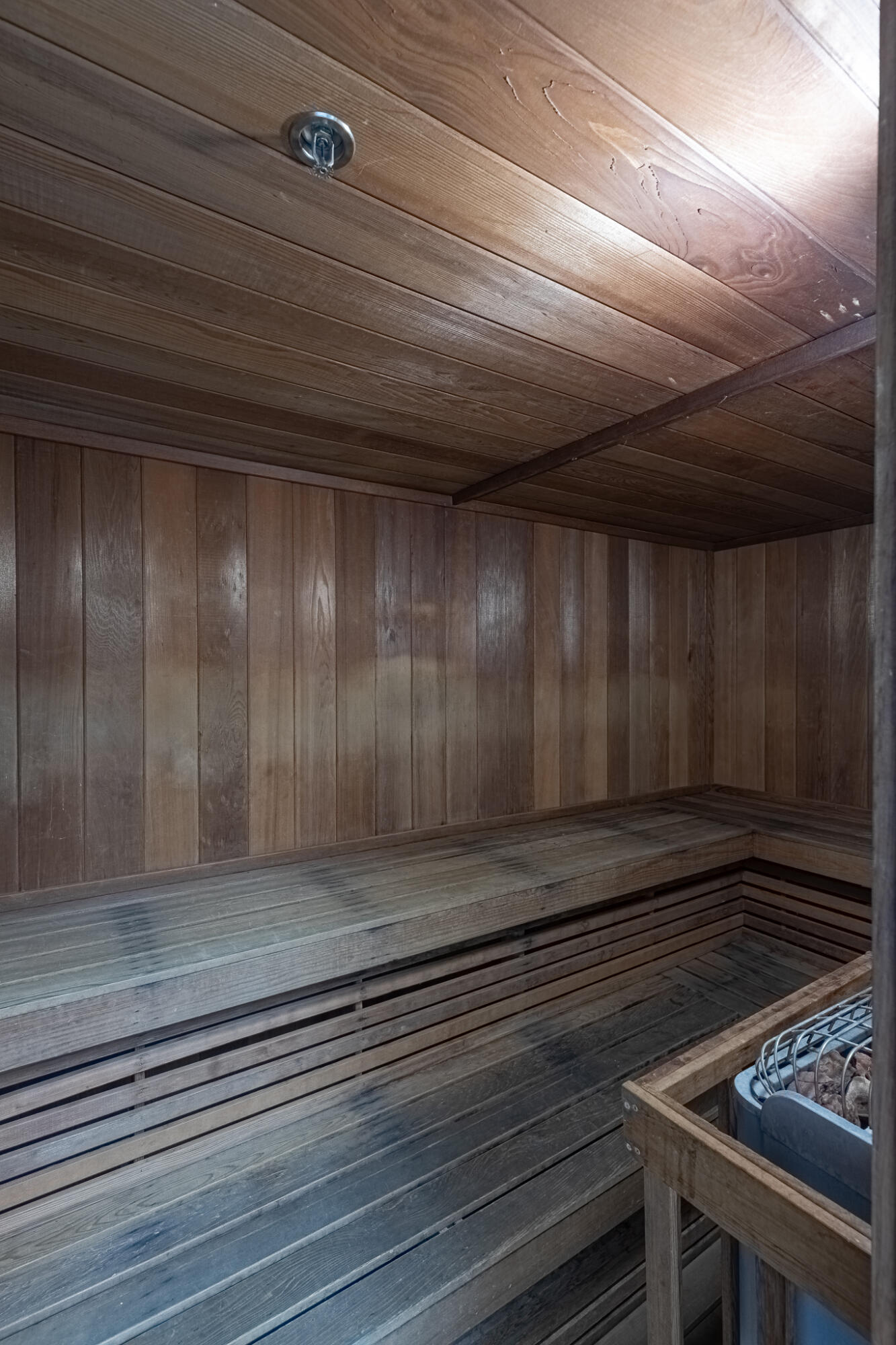 EMERALD POINTE 1 - Residential Lease